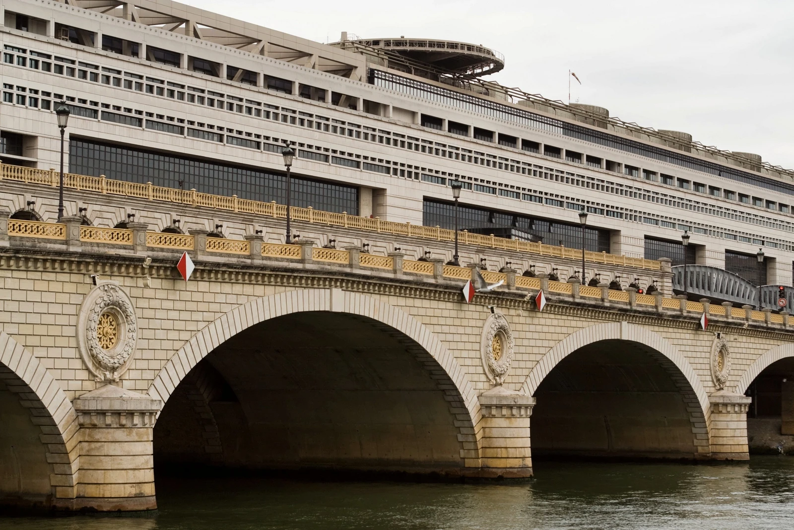 Fuite de données DGFiP : bâtiment du ministère de l'Économie et des Finances à Bercy