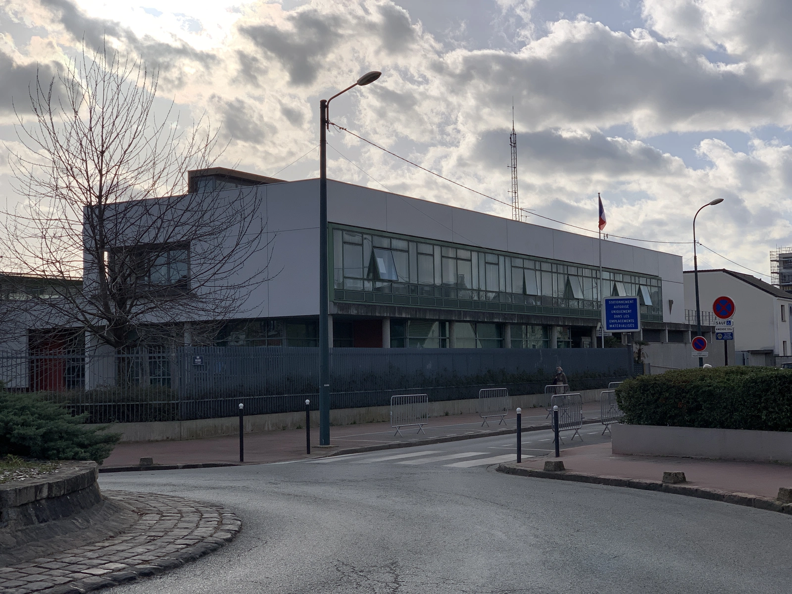 Commissariat de la police nationale en France, illustration du fiasco du logiciel Scribe jugé par la Cour des comptes