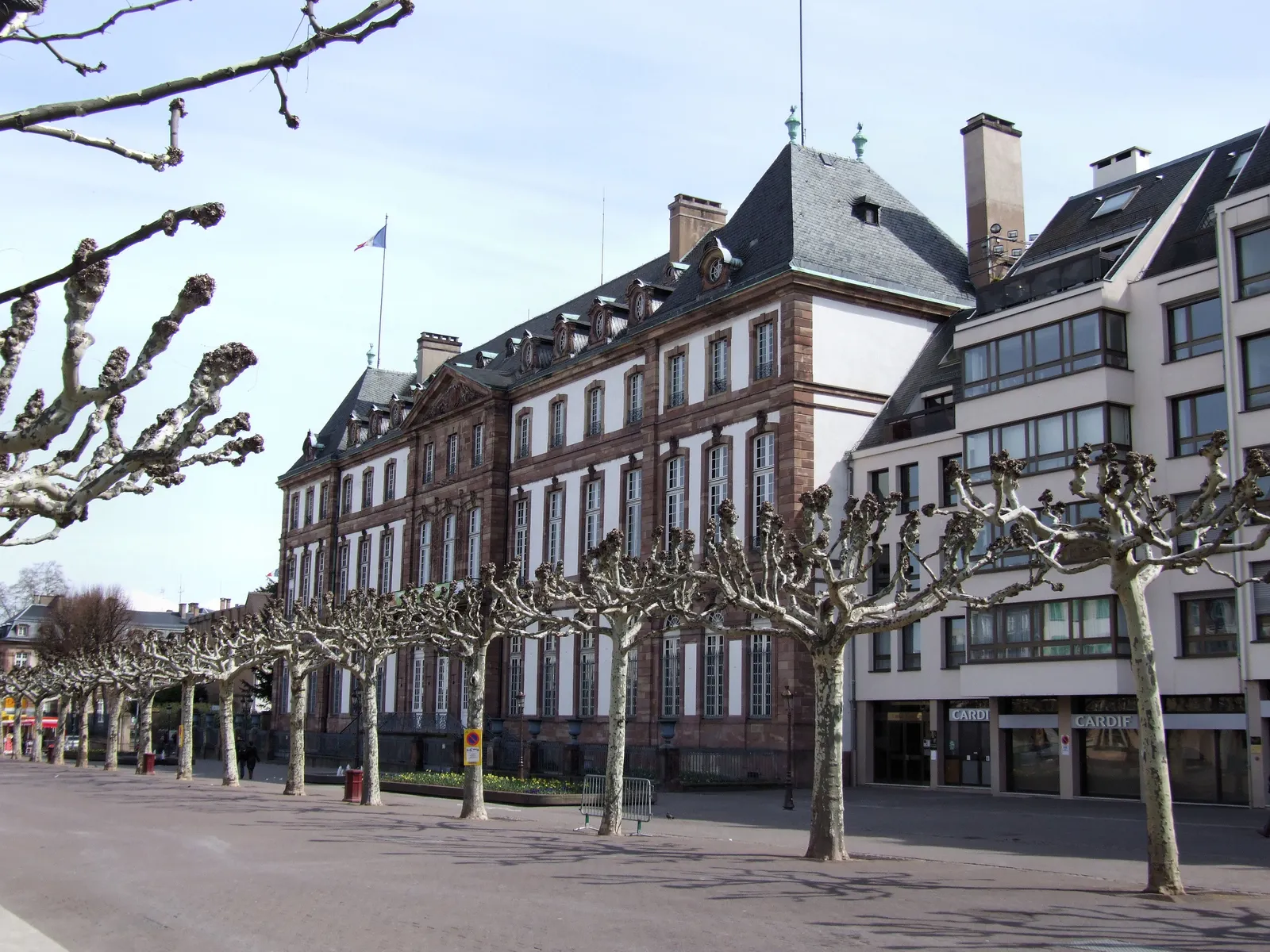 L'hôtel de ville de Strasbourg, place Broglie, photo d'illustration